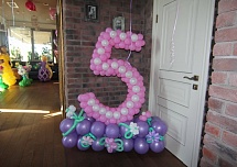 Надписи и фигуры из шаров