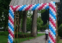 Гирлянды из шаров