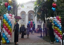 Гирлянды из шаров