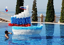 Надписи и фигуры из шаров